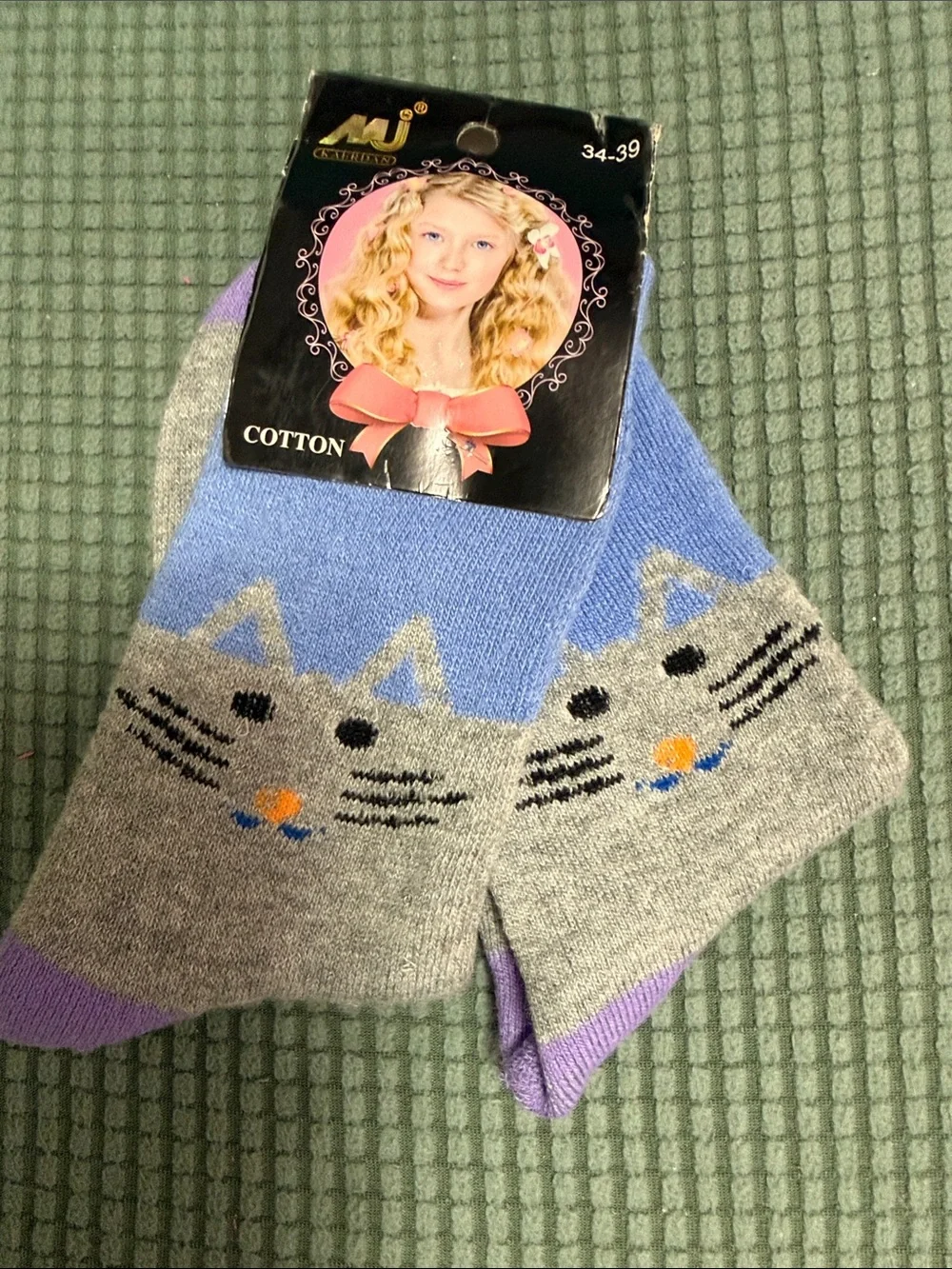 Source Unknown Blue and Gray Cat Face Cotton Socks